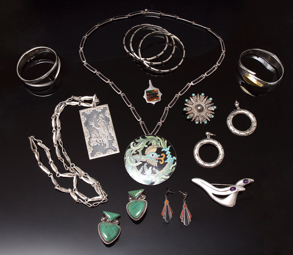 TRAY OF MEXICAN STERLING JEWELRY: