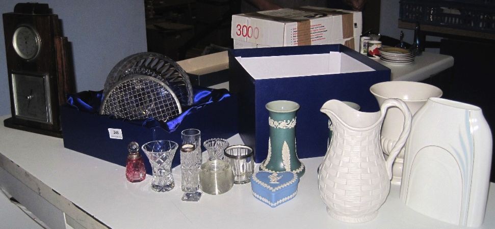 Tray of Vasious Pottery & Glassware