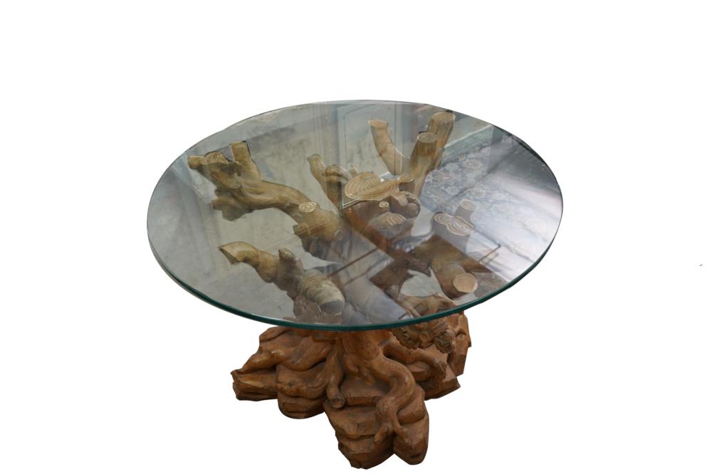 TREE TRUNK-FORM CARVED WOOD