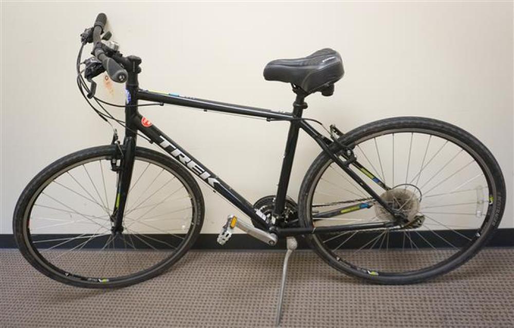 TREK FX SERIES 24-SPEED BICYCLETrek