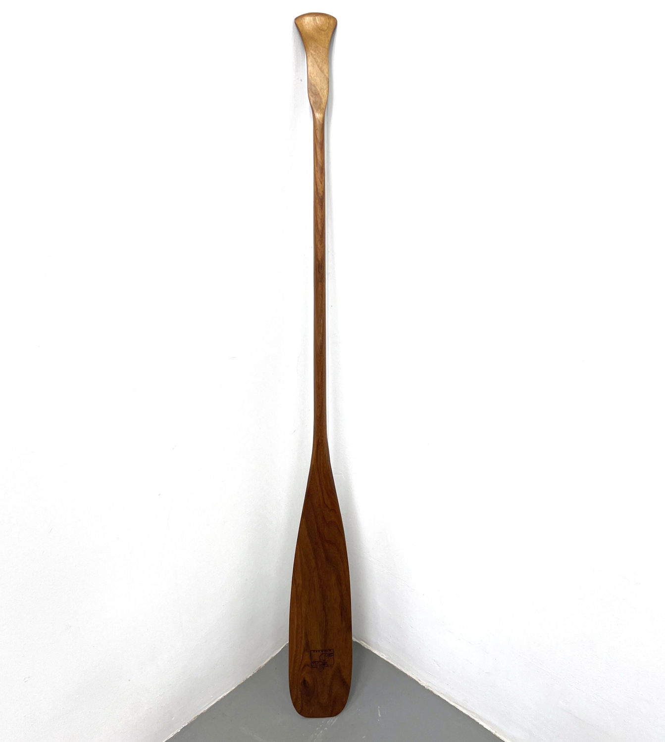 TREMOLO Lacquered Canoe Paddle.