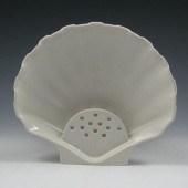 Trenton Pottery shell tray in