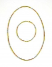 TRI-COLOR EIGHTEEN KART GOLD C