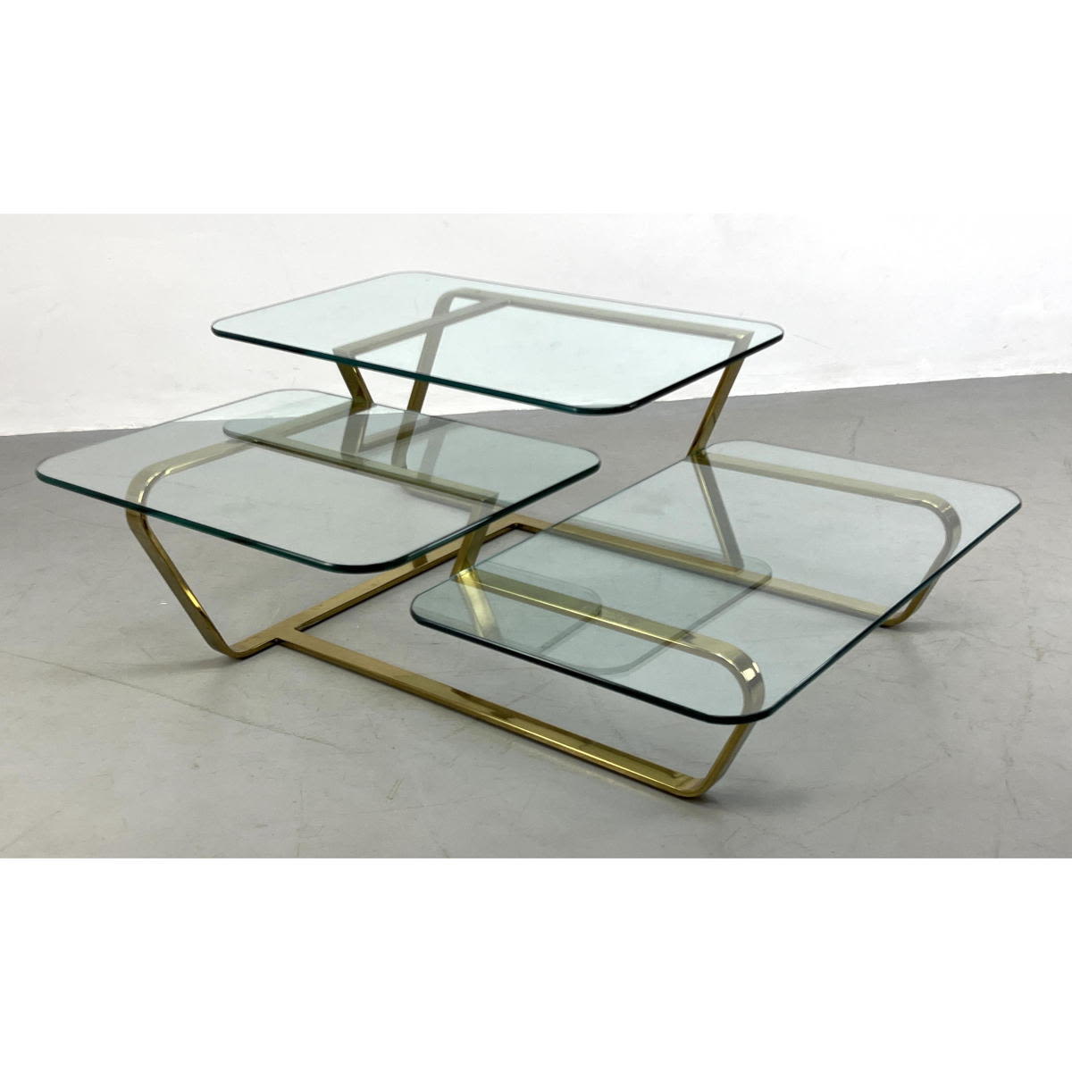 Tri-Level DIA style Gold Tone Glass