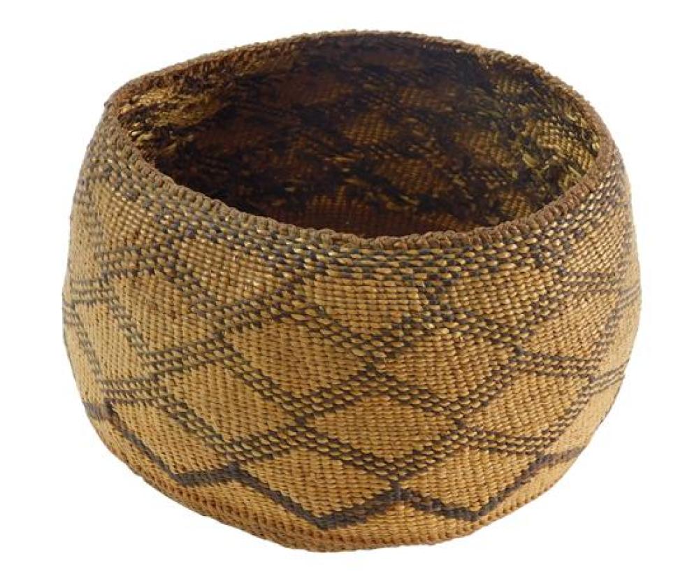 TRIBAL: NATIVE AMERICAN WOVEN BOWL,