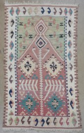 TRIBAL SCATTER RUG, 4 FT 5 IN