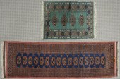 TRIBAL SCATTER RUG WITH A BOKH