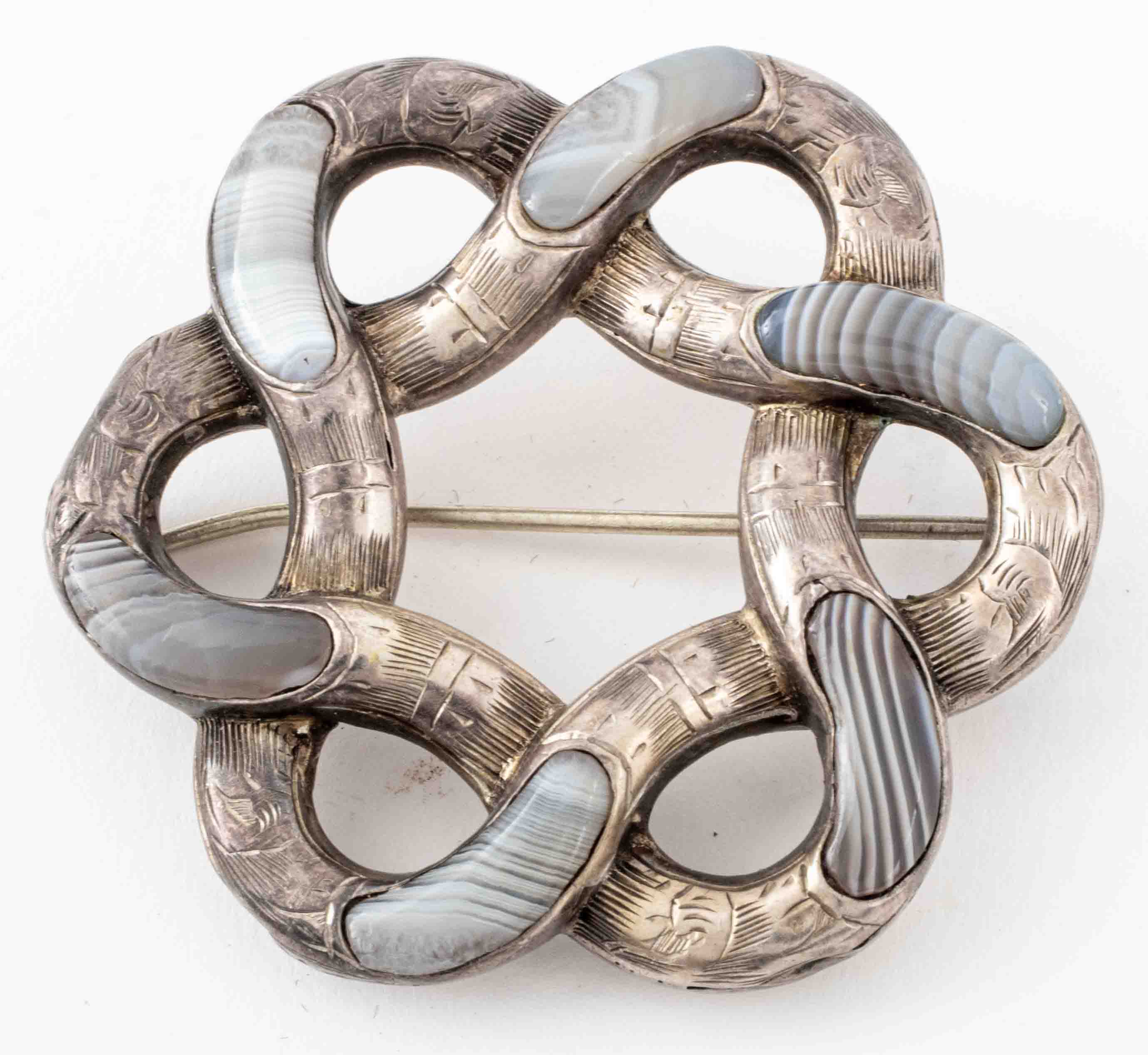 TRIBAL SILVER BANDED AGATE OPEN