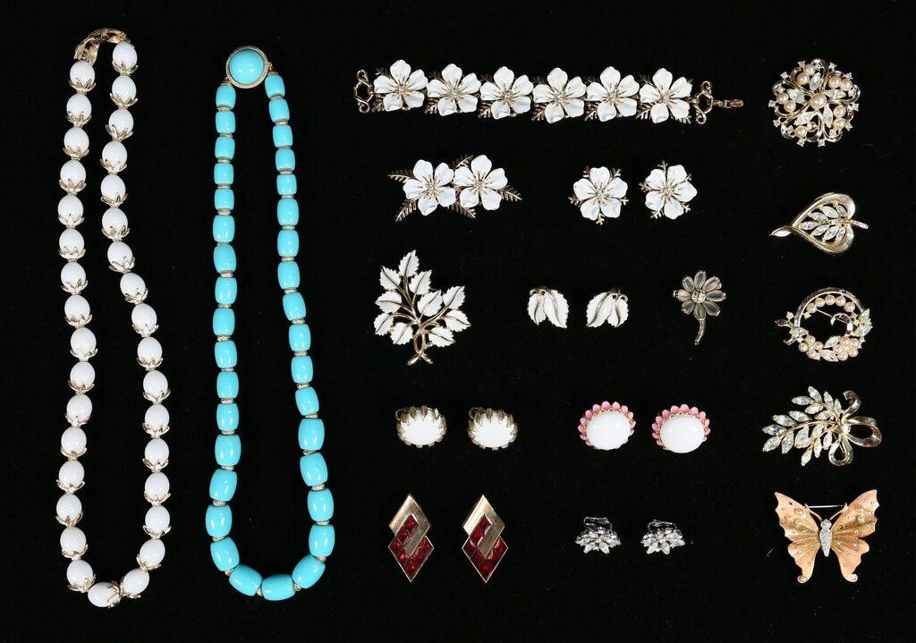 TRIFARI COSTUME JEWELRY LOT23