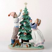 TRIMMING THE TREE 1005897 - LL