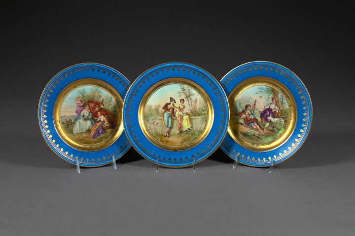 Trio of Richly Gilded Periwinkle