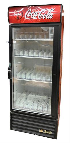 TRUE REFRIGERATOR COCA COLA