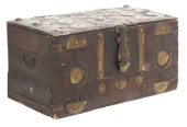 TUAREG METAL-MOUNTED WOOD CHES