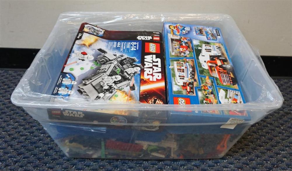 TUB OF VARIOUS LEGOS AND RELATED