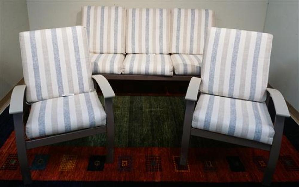 TUBULAR ALUMINUM SETTEE GLIDER