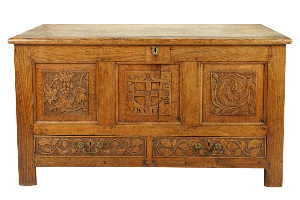 TUDOR STYLE OAK CHESTthe hinged top