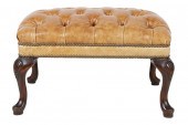 TUFTED LEATHER OTTOMANon carve