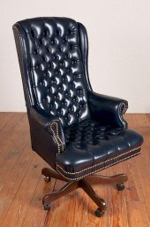 TUFTED TALL BACK EXECUTIVE OFF