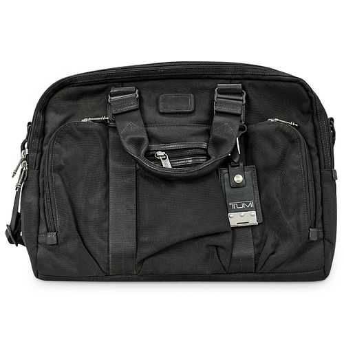 TUMI MESSENGER BAGDESCRIPTION: Tumi