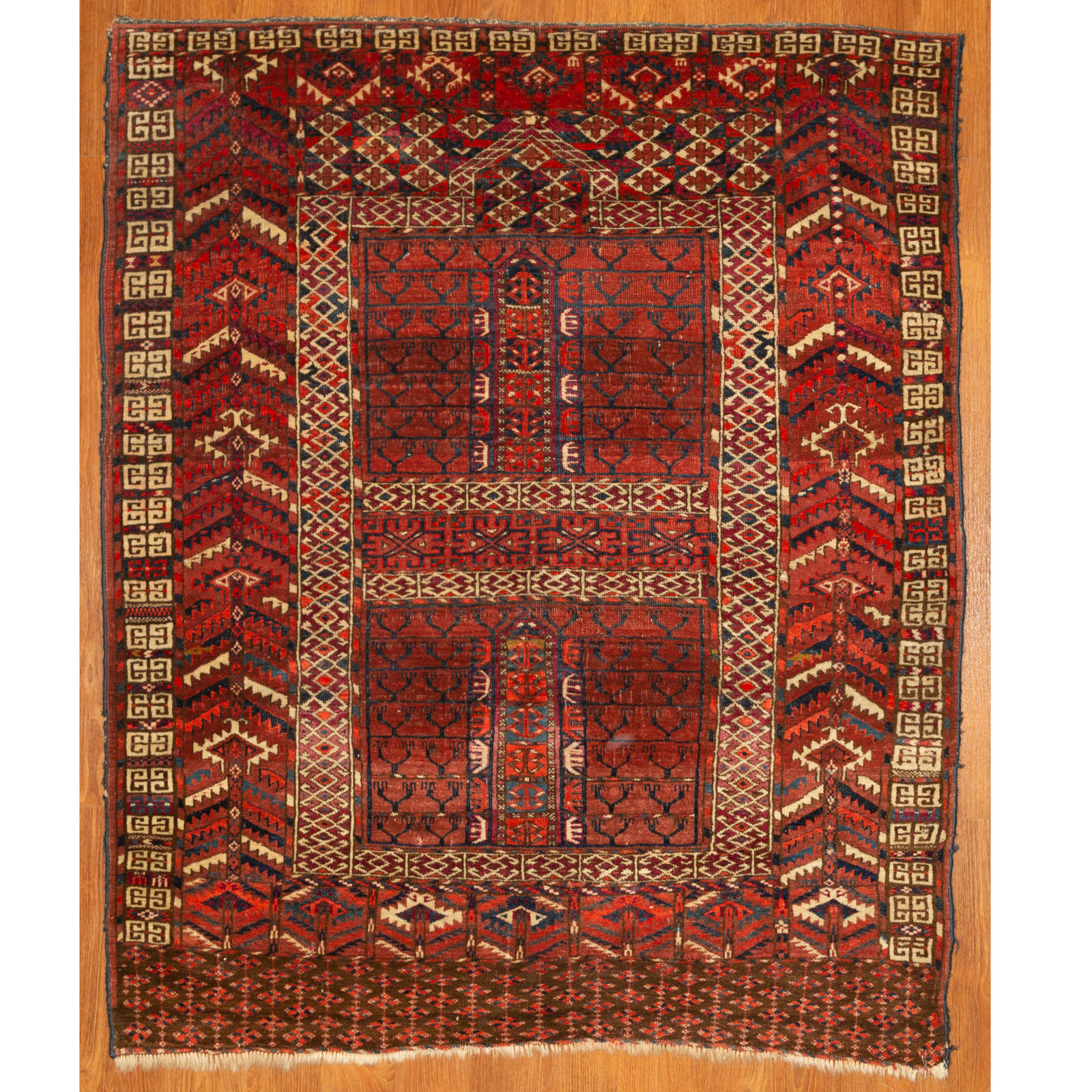 TURKEMON HATCHLI RUG, TURKMENISTAN,