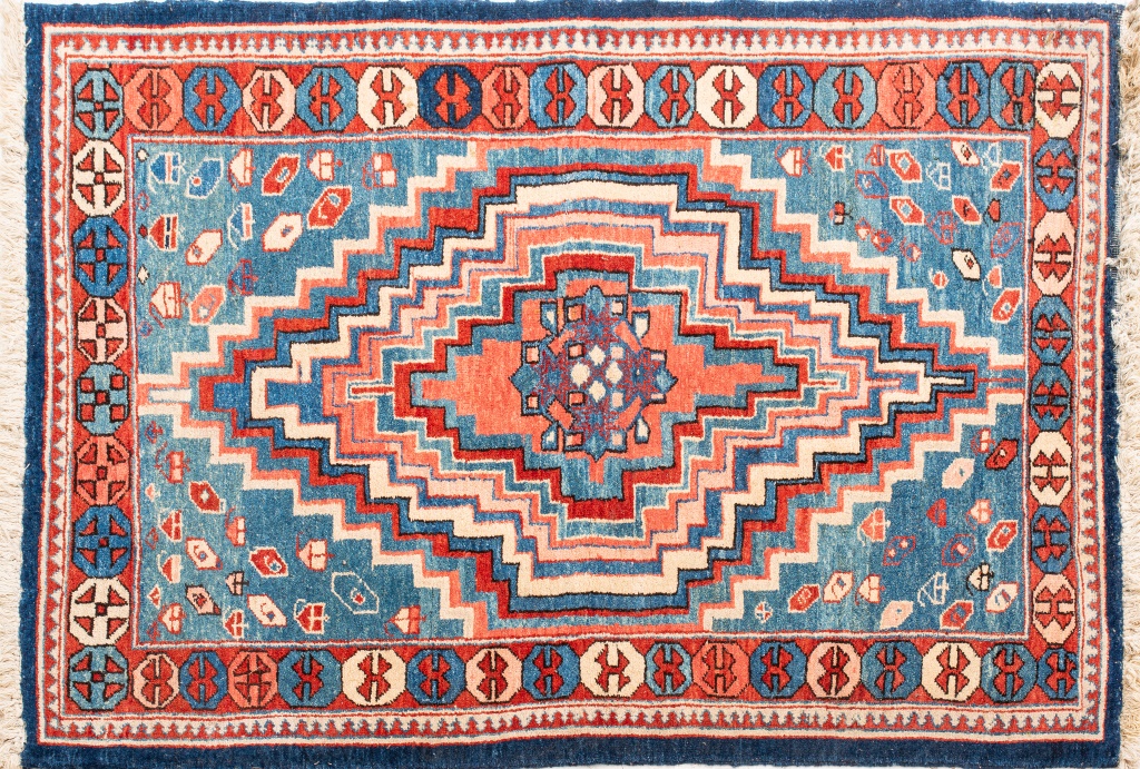 TURKISH ABRASH WOOL RUG, 5' 4" X 3'