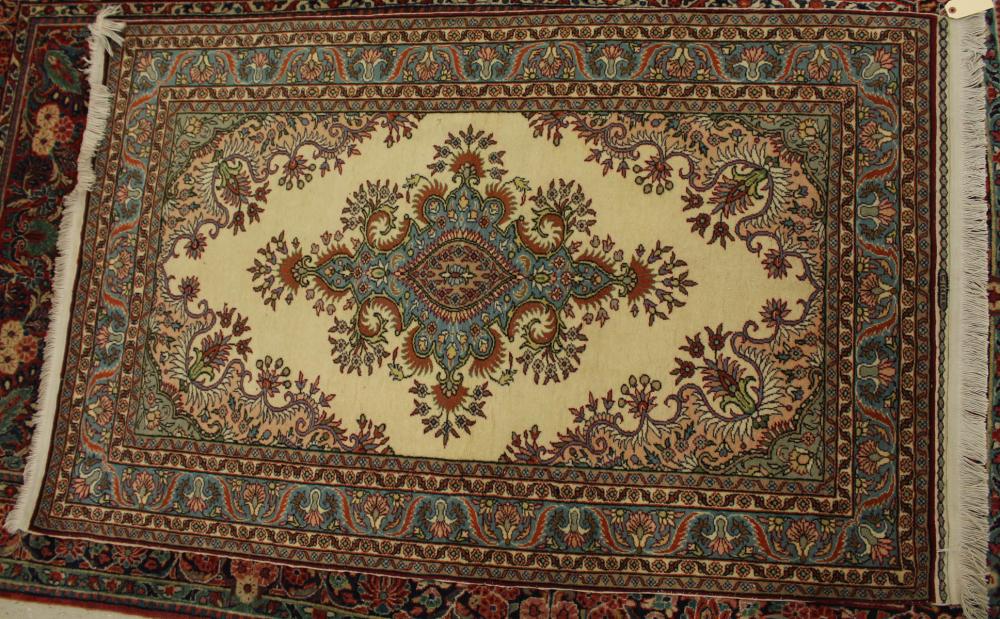 TURKISH AREA RUGTURKISH AREA RUG,