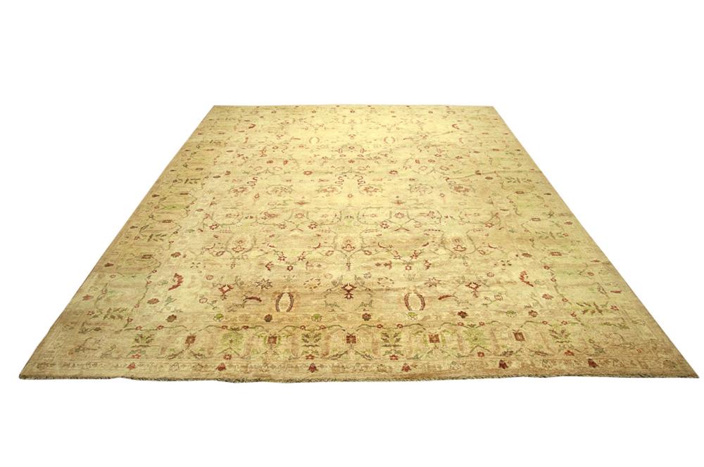 TURKISH CARPET11'10" x 16'1"