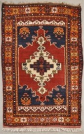 TURKISH CARPETA very good Kony