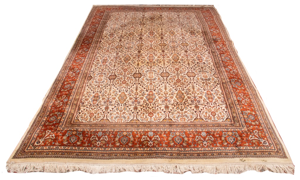 TURKISH HEREKE FLORAL MOTIF RUG,