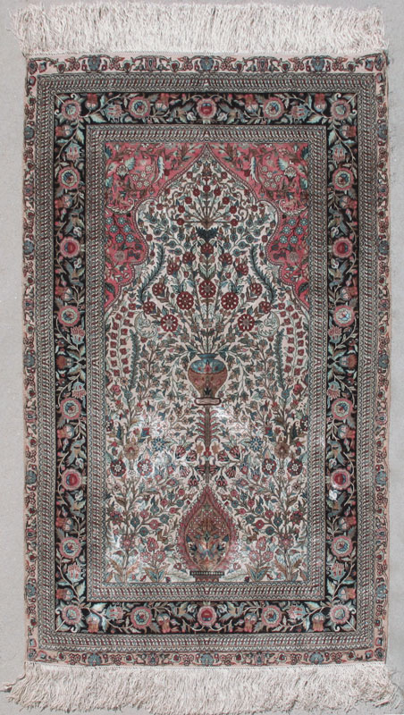 TURKISH HEREKE HAND KNOTTED SILK