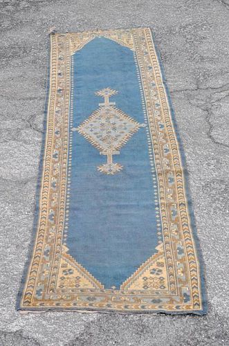 TURKISH OUSHAK RUNNER, 19TH