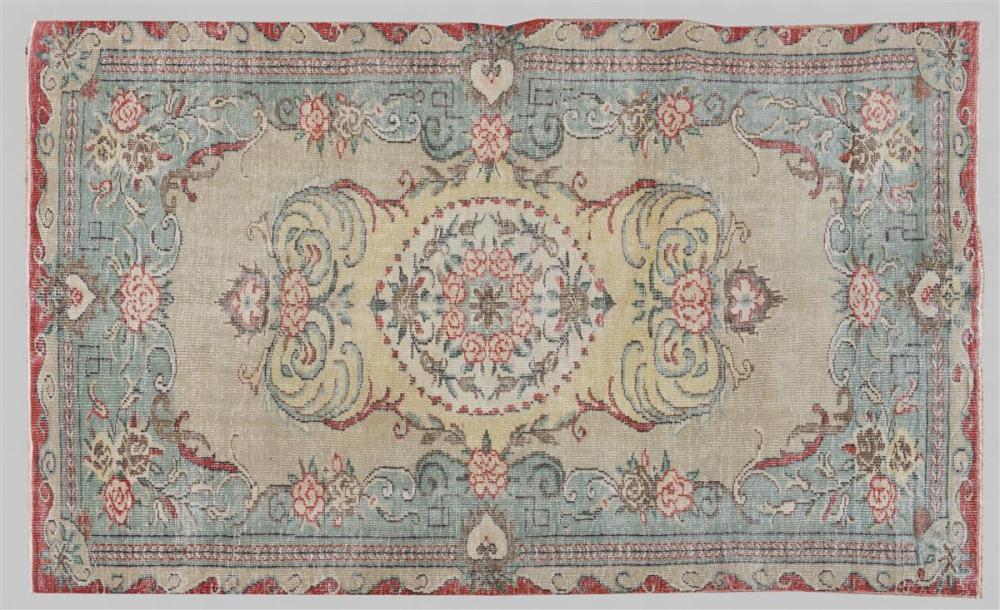 TURKISH OUSHAK WOOL RUGTURKISH