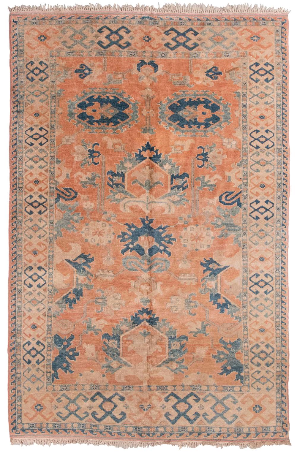 TURKISH RUG: 5'8" X 8'8"TURKISH