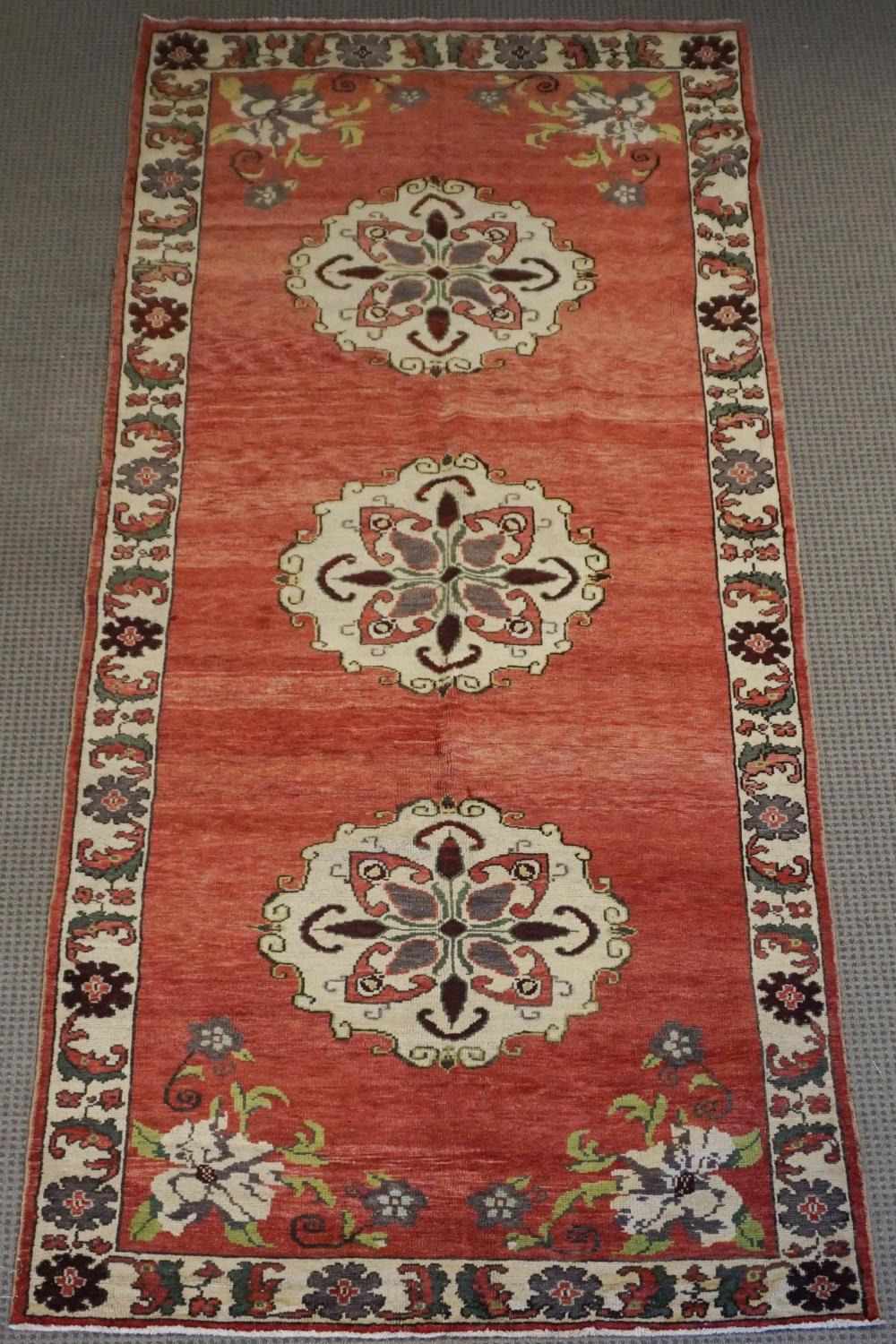 TURKISH RUNNER, 10 FT 10 IN X 4