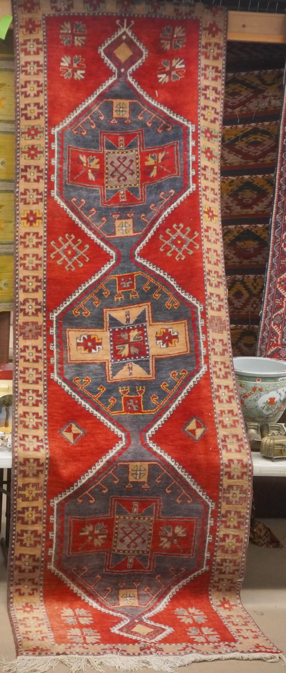 TURKISH RUNNER, 11 FT 9 IN X 3 FT 8