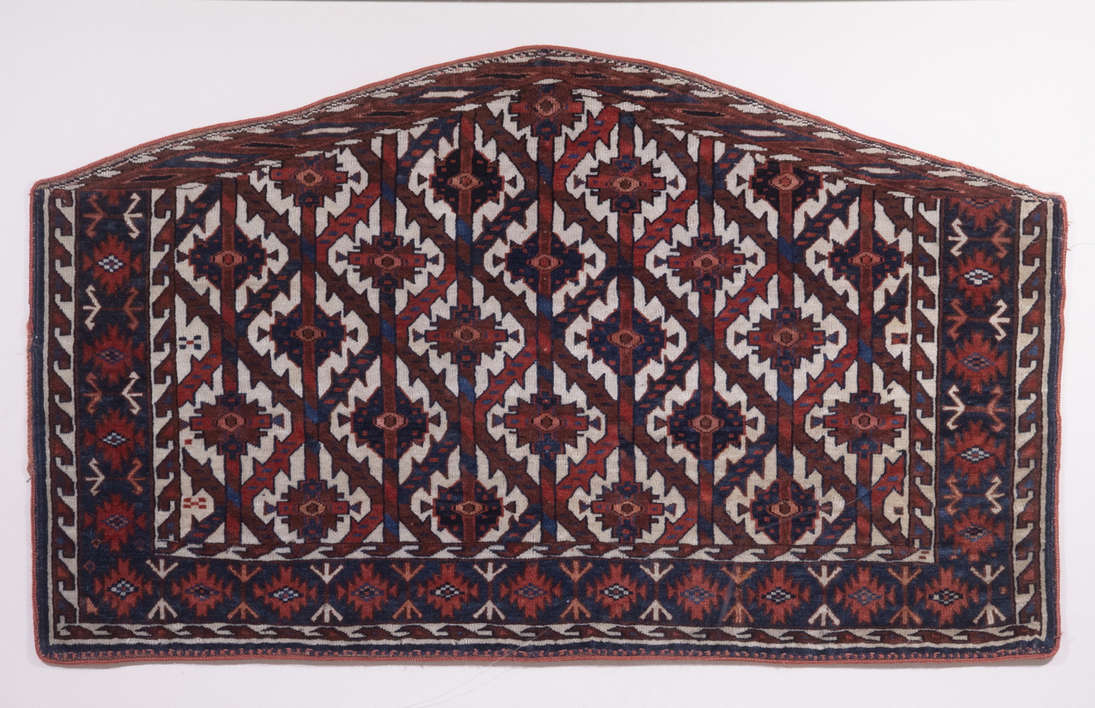 TURKMEN ASMALYK A decorative wall