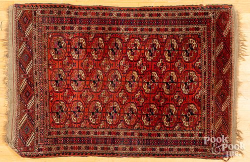 TURKOMAN CARPET, EARLY 20TH