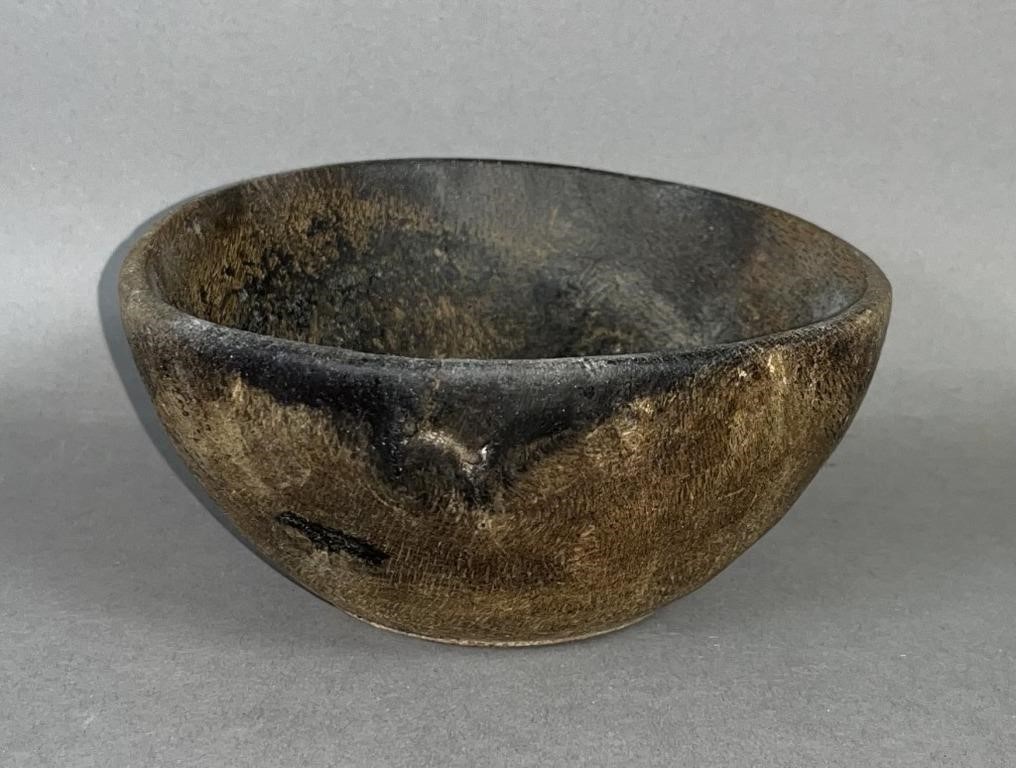 TURNED BURLWOOD GREASE BOWL CA.