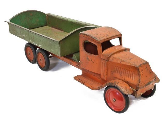 TURNER PAINTED PRESSED STEAL TOY