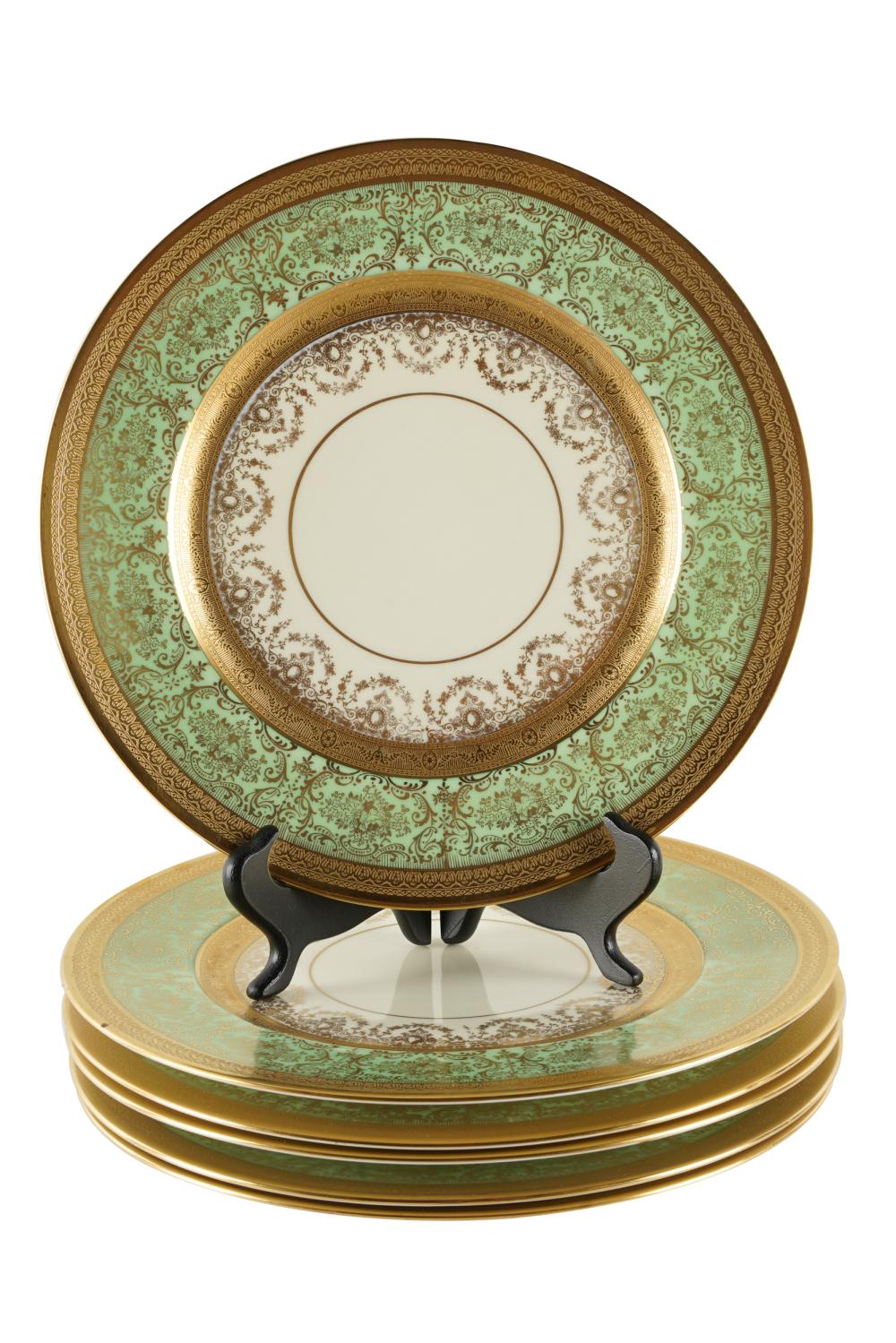 TWELVE BAVARIAN PORCELAIN