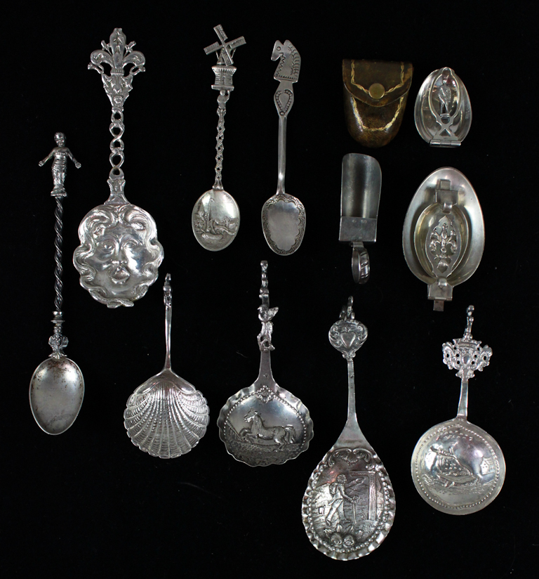 TWELVE CONTINENTAL SILVER SPOONS