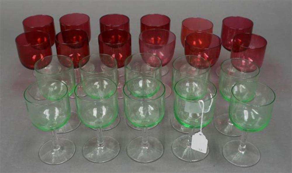 TWELVE CRANBERRY TO CLEAR STEM