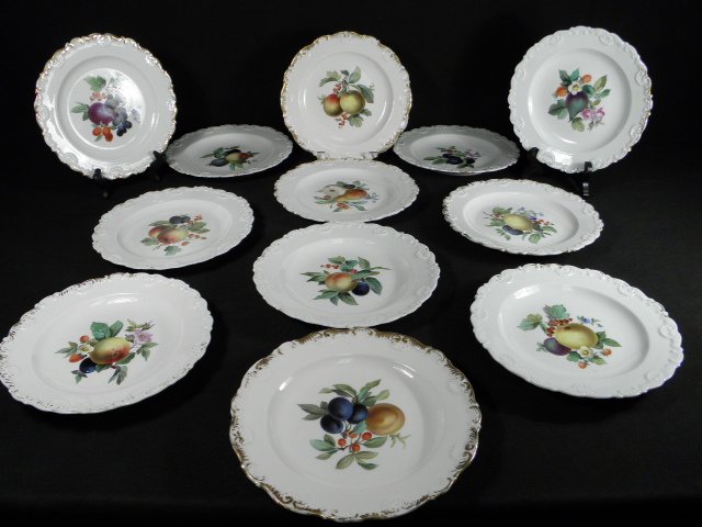 Twelve Meissen (Royal Porcelain