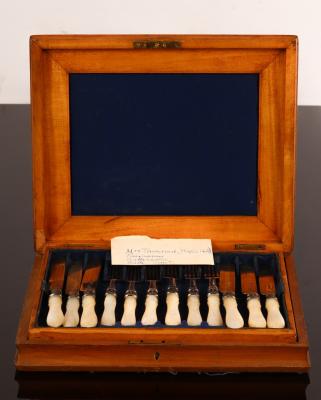 Twelve pairs of silver dessert