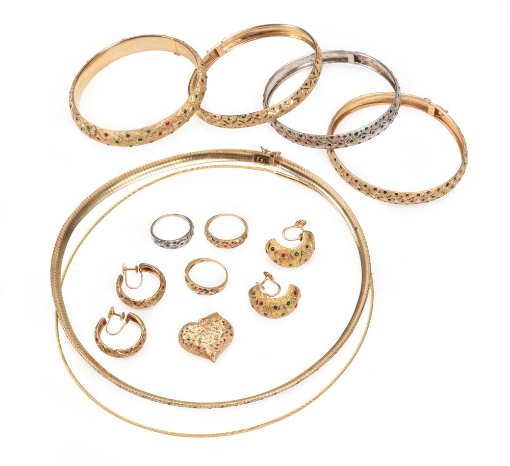 TWELVE PIECES OF 14 KT. YELLOW GOLD