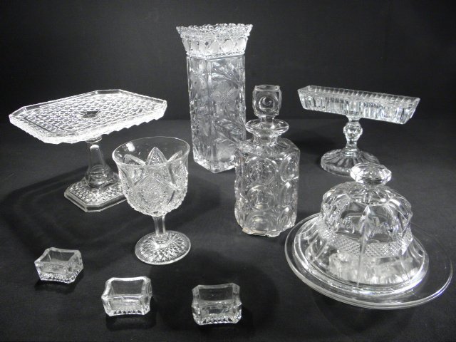 Twelve pieces of assorted pressed