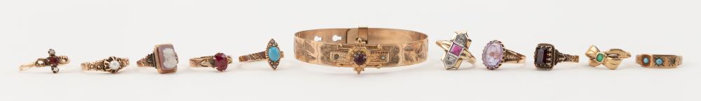 TWELVE PIECES OF VINTAGE AND