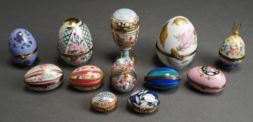 TWELVE PREDOMINANTLY LIMOGES