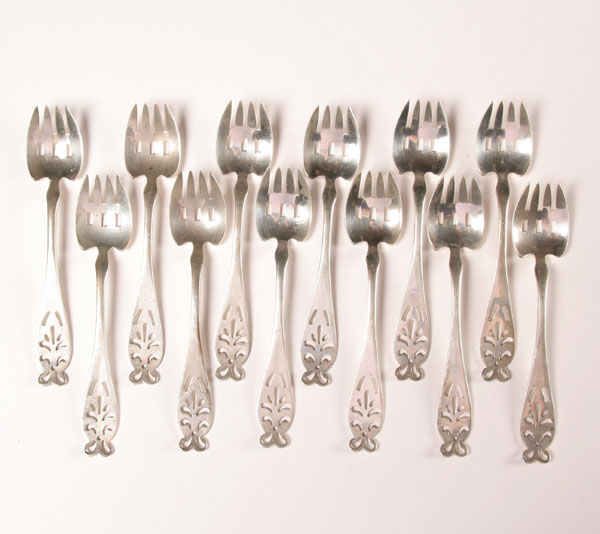Twelve Roger Williams Silver Co.