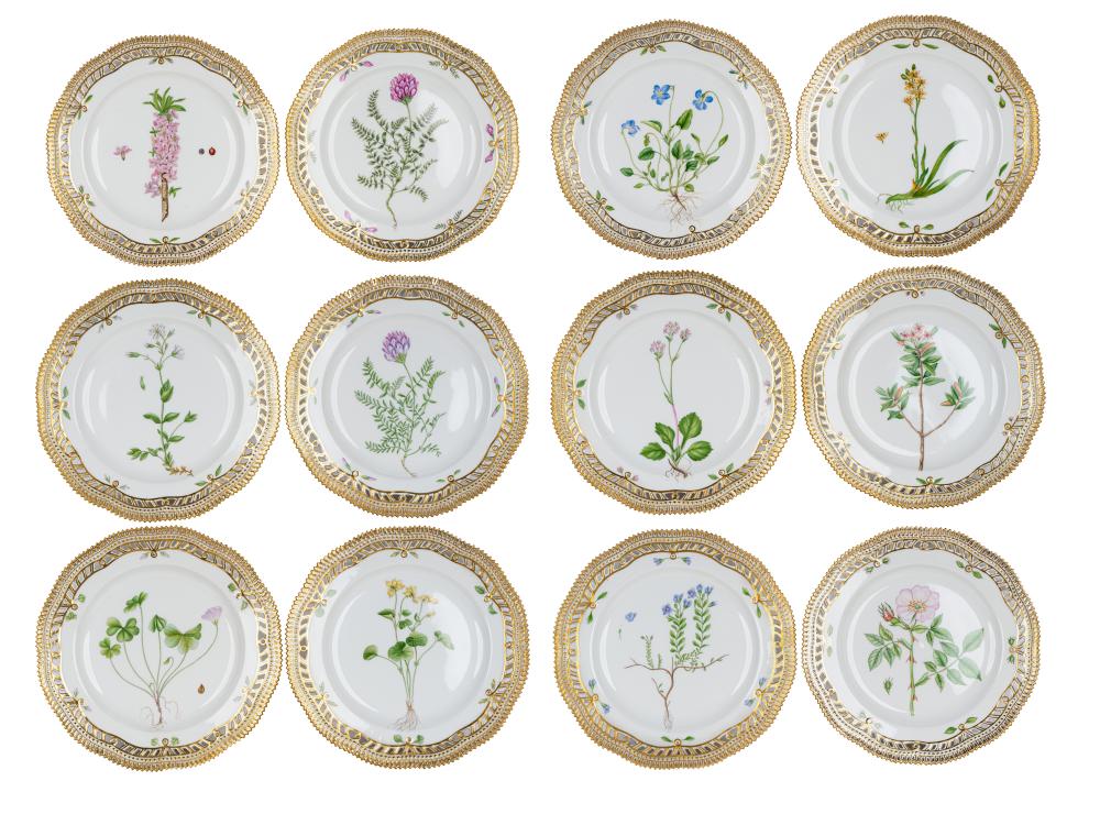 TWELVE ROYAL COPENHAGEN 'FLORA